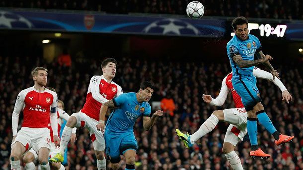 Leo messi decanted the scales against the group "gunner" in the emirates