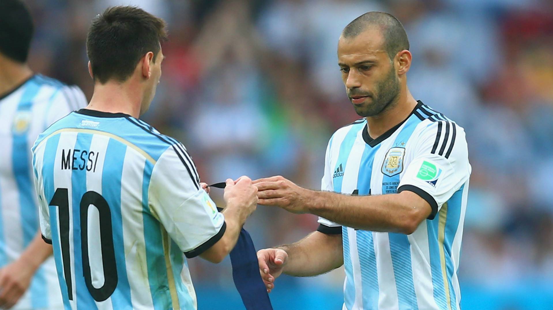 Messi and Mascherano, in a party of the albiceleste