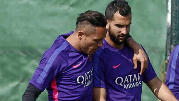 El Sevilla descarta los posibles fichajes de Montoya y Adriano