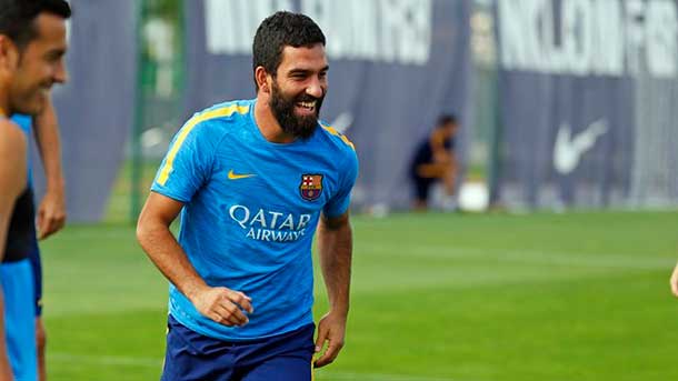 Estos son los dorsales que podrá escoger Arda Turan