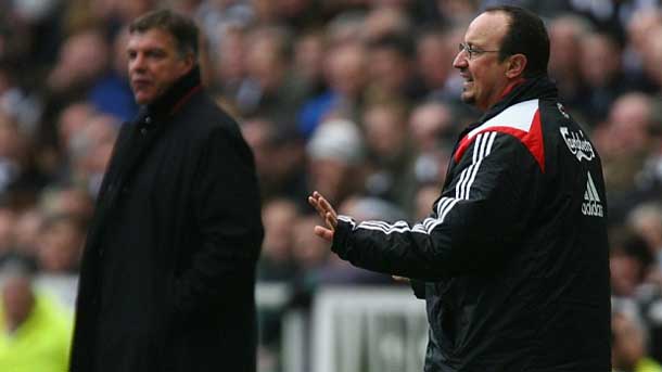 Así es el ‘dardo’ que le ha llovido a Benítez de Inglaterra