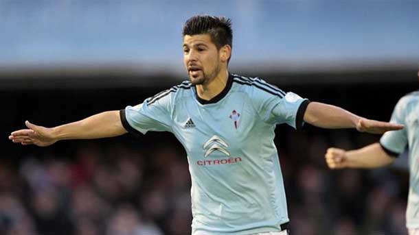 El Barcelona continúa negociando para fichar a Nolito