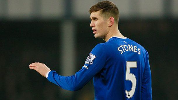 Stones no bajará de los 66 millones de euros para el Barça