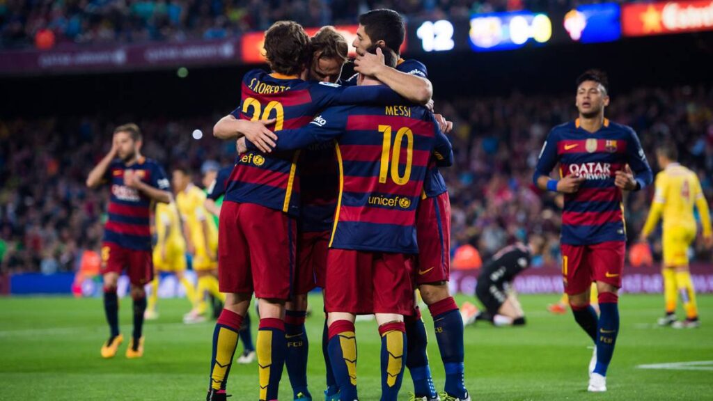 «Pichichi» Suárez y Messi devuelven al Barça a lo más alto (6-0)
