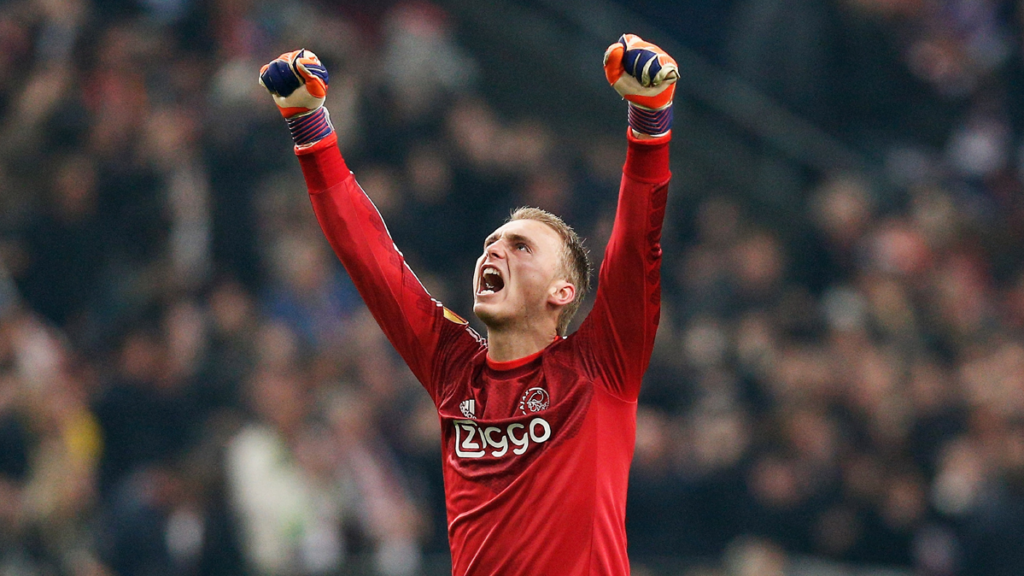 INMINENTE: El Barça espera a Cillessen para el jueves