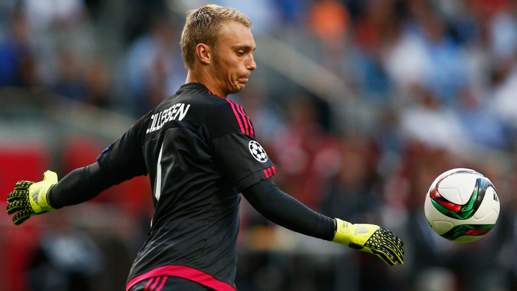 El Ajax quiere que Cillessen se despida en Champions