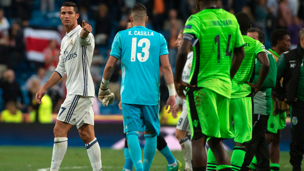 Se repite le historia: CR7 marcó de falta inexistente