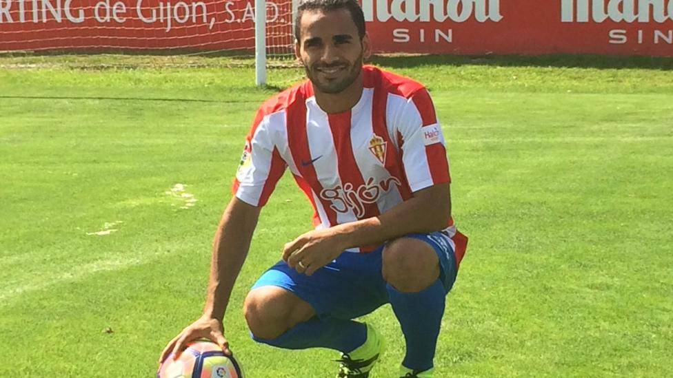 ¡Douglas se cae hasta de la lista de convocados del Sporting!