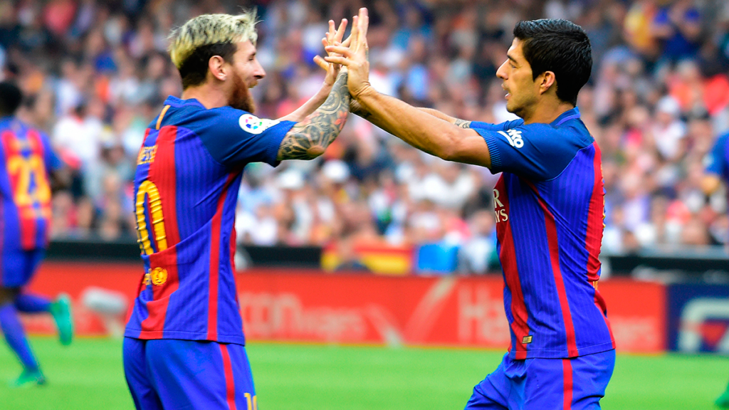 El astro Leo Messi atrapó al «Pichichi» Luis Suárez