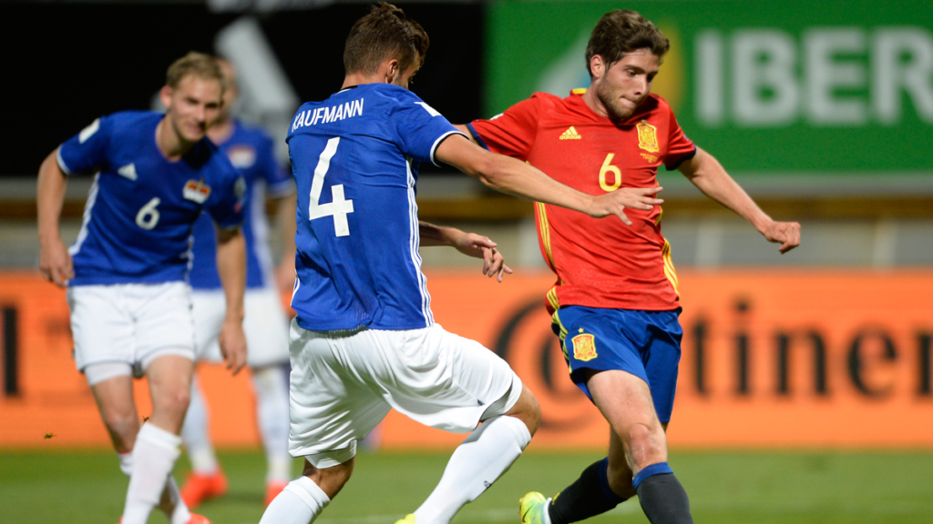 PELIGRO: Sergi Roberto no entrena por unas molestias