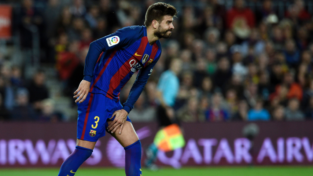 El Barcelona, pendiente del estado físico de Gerard Piqué