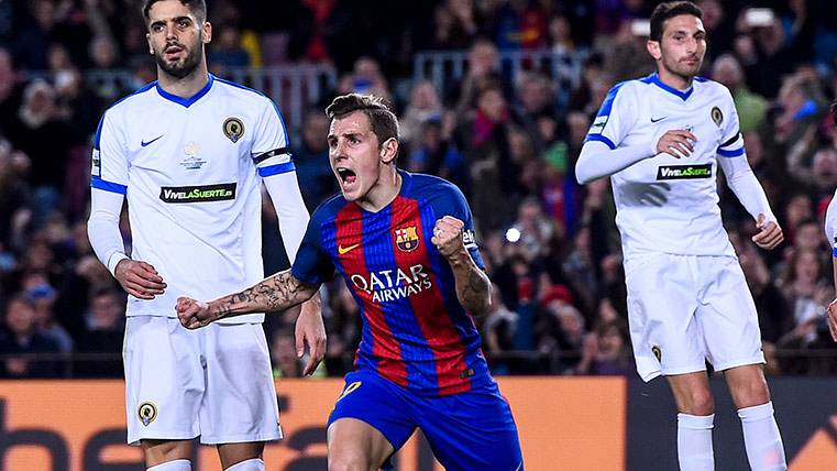 Lucas Digne acabó con la sequía goleadora de los fichajes