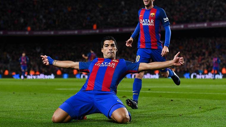 Volea mágica de Luis Suárez para firmar el gol 300 de la «MSN»