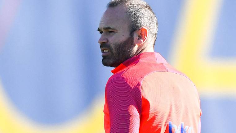 Neymar, Iniesta o Denis, candidatos a hacer de Messi