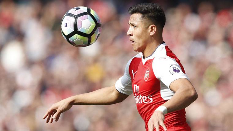 Alexis, «decepcionado» por la falta de potencial del Arsenal