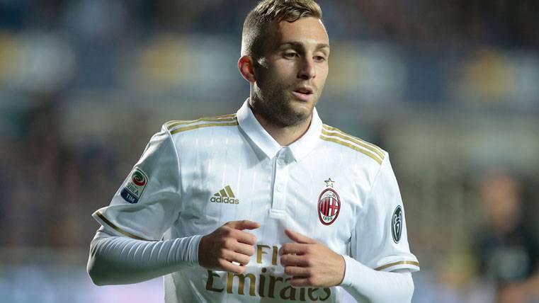 Bellerín y Deulofeu, revitalizados por el interés del Barça