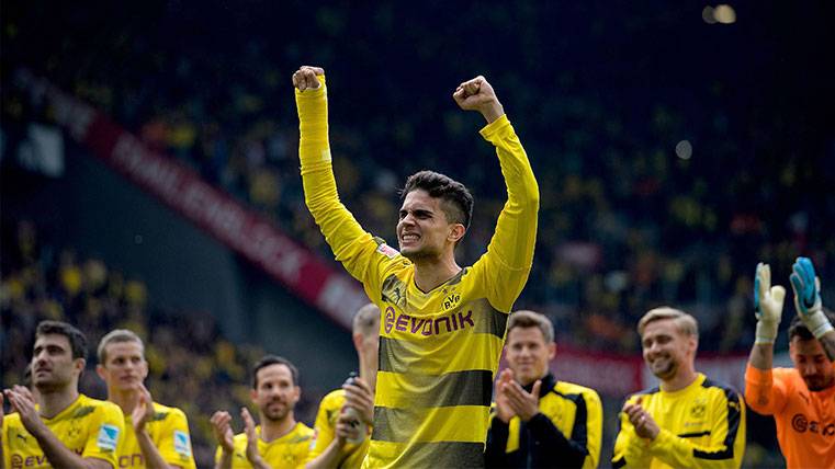 Marc Bartra se casa rodeado de ex compañeros del Barça
