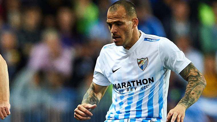 Jugada maestra del Málaga con Sandro a costa del Barça