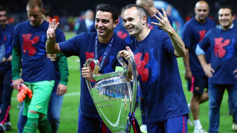Andrés Iniesta se ‘moja’ con el impacto de Xavi en el Barça