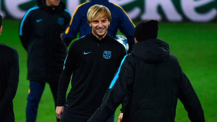 Rakitic: «Lucho es una pérdida muy importante del Barça»