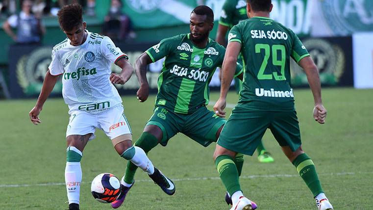 El Barça habría acelerado por Vitinho, no por Lucas Lima