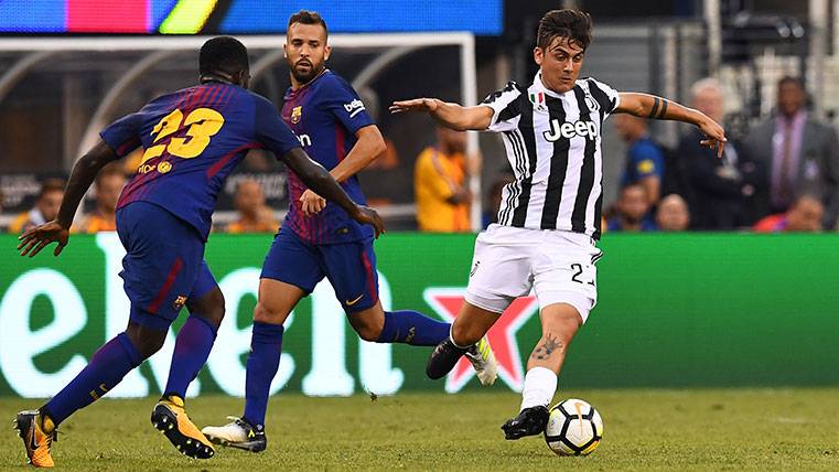 Dybala cumple pero no brilla en su reencuentro con el Barça