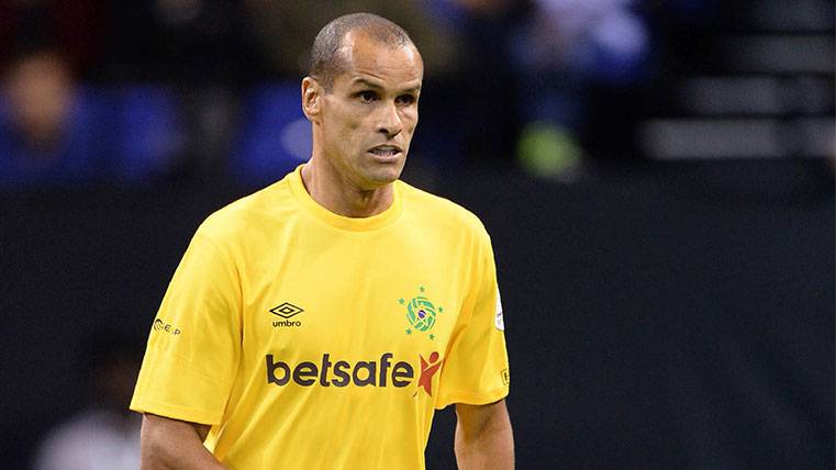 Rivaldo se moja: «Paulinho sería un gran fichaje para el Barça»