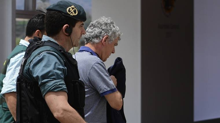 La Fiscalía pide prisión provisional para Villar y su hijo