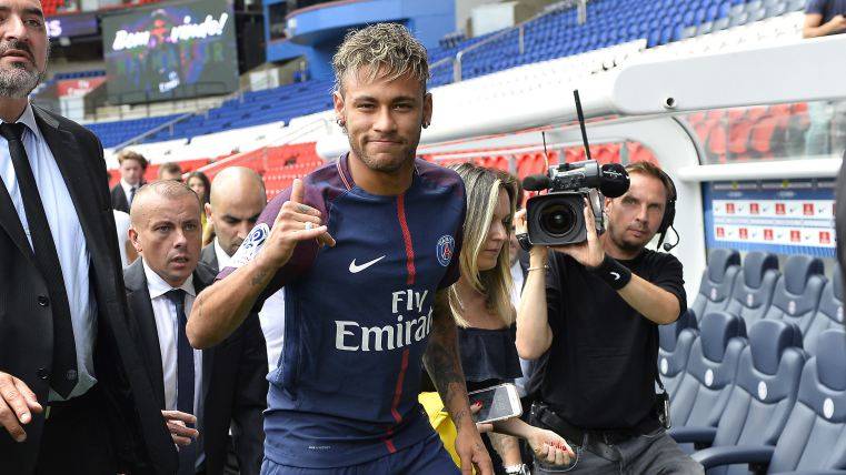 Neymar no podrá debutar este sábado con el PSG
