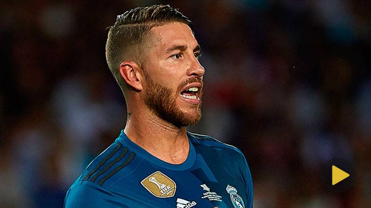 Ramos lo vuelve a hacer: Manotazo a Schar, ¡y amarilla!