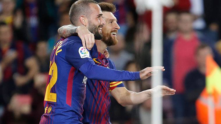 El Sevilla no descarta el fichaje de Aleix Vidal en invierno