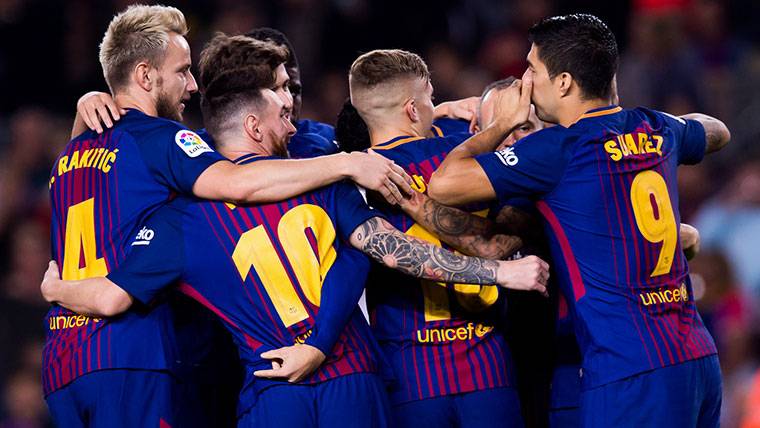 Iniesta sentenció al Málaga con un disparo a la escuadra