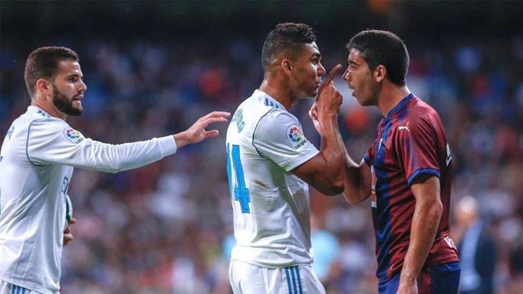 La polémica, con Casemiro: Discusión y posible penalti