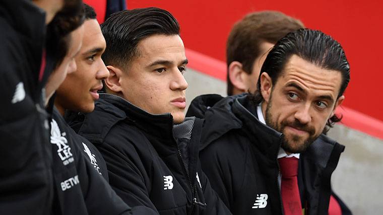 El PSG ya negocia con Coutinho para quitárselo al Barça