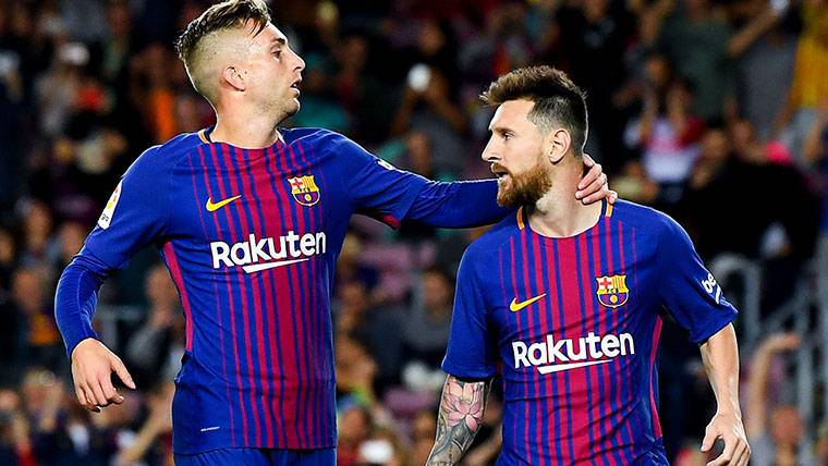 Gol polémico de Deulofeu para estrenarse en Liga con el Barça