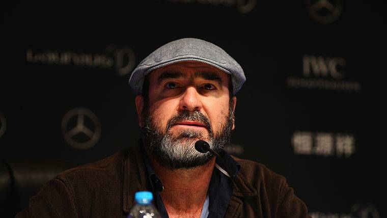 Elegante ‘rajada’ de Cantona sobre Neymar y su fuga al PSG