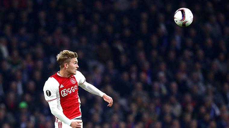 PRIORIDAD: El Barça coloca a De Ligt como el futuro Piqué
