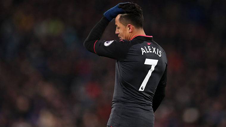 El complicado problema de Alexis Sánchez en el Arsenal