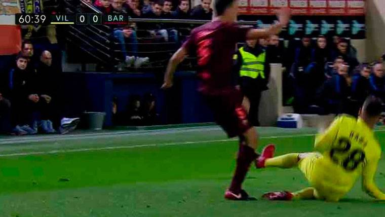 Expulsión de Rabaseda por una entrada criminal a Busquets