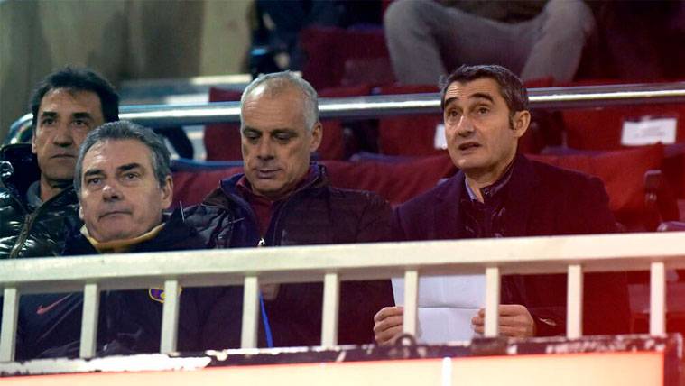 Valverde, en el palco del Miniestadi viendo jugar al filial