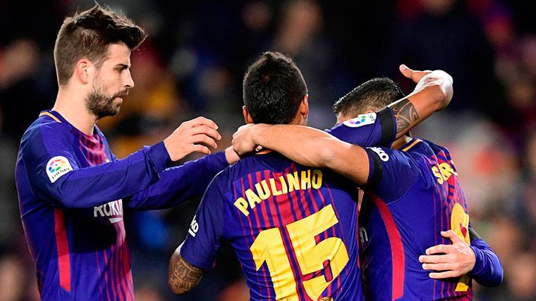 A falta de Leo Messi, buenos son los goles de Paulinho