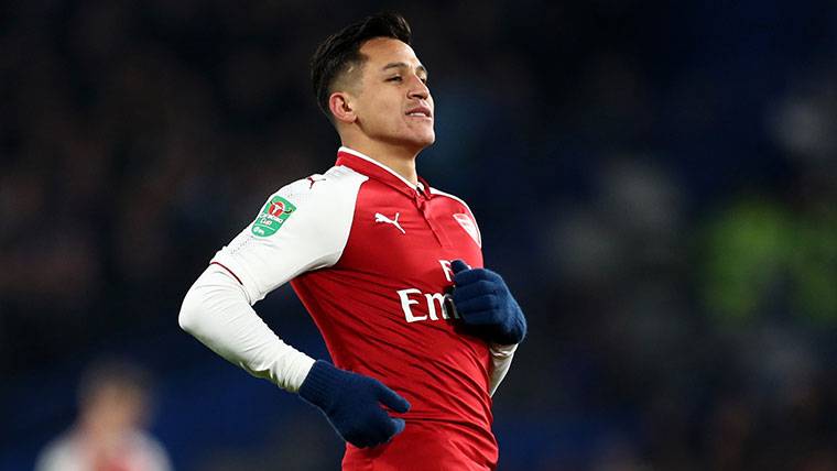 Alexis evitará el regreso de Cristiano al Manchester United