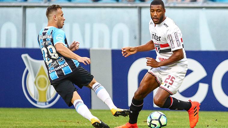 El Barça aprieta en la negociación con el Gremio por Arthur