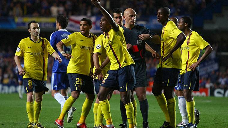 Ovrebo: «Tras el Chelsea-Barça, tuve que cambiar de hotel»
