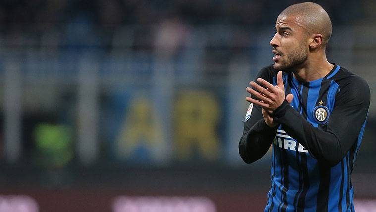El Inter ya piensa en vender para poder comprar a Rafinha
