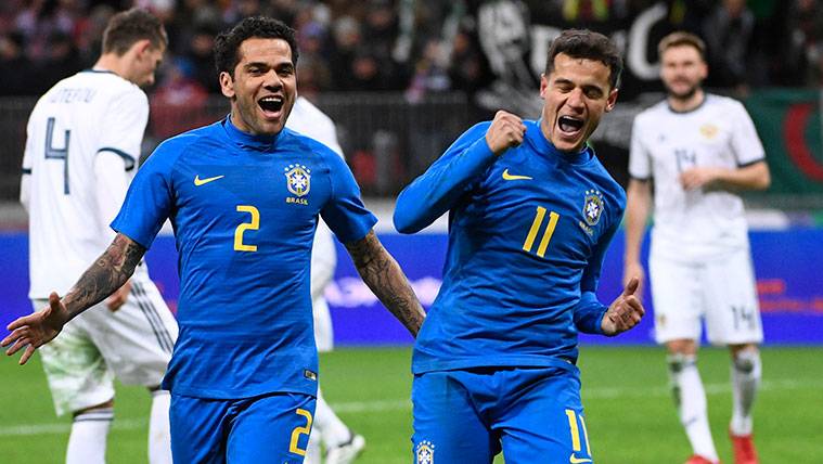 Coutinho y Paulinho marcan con Brasil en una prueba satisfactoria sin Neymar