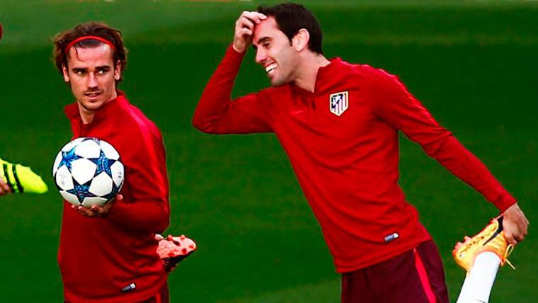 Godín desvela las intenciones de futuro de Antoine Griezmann