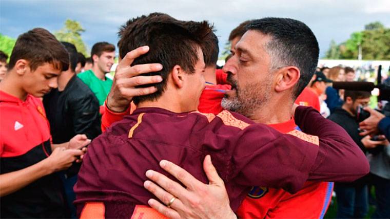 Riqui Puig, la gran perla de la Masia, renovará con el Barça