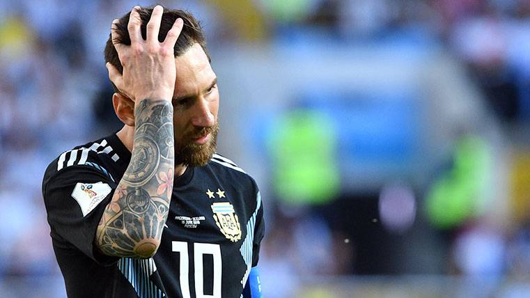 Dejan en ridículo a Tomás Roncero tras criticar duramente a Leo Messi