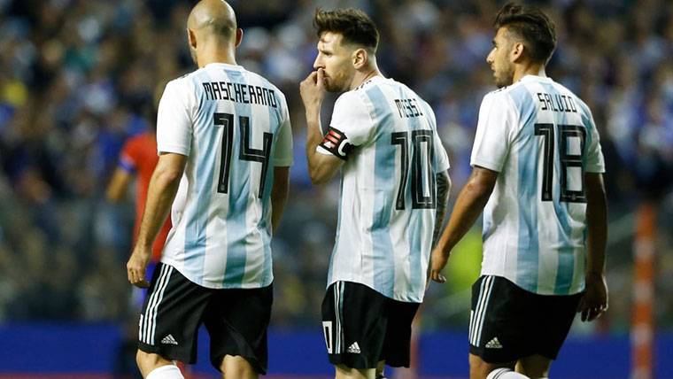 Elegante ‘pulla’ de Mascherano a los detractores de Messi